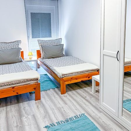 Komfort Home Bursport Bt. Haz Balatonfenyves Eksteriør billede